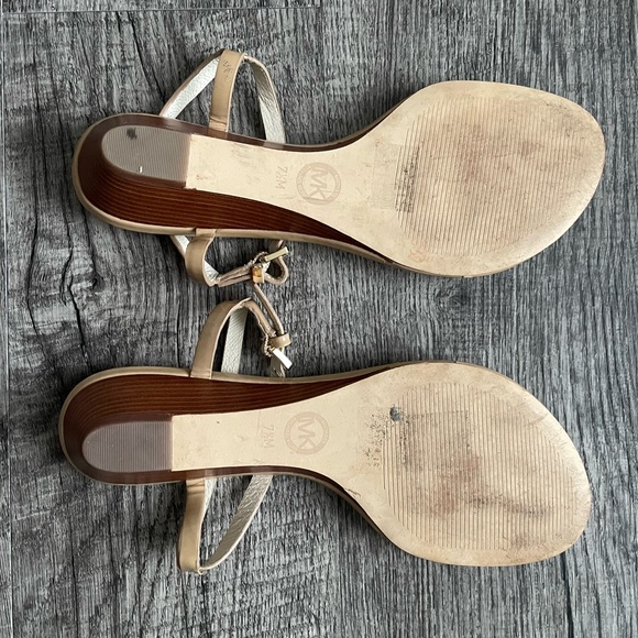 Michael Kors sandals - Picture 2 of 3